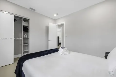 1104 N 13th Terrace Hollywood FL 33019