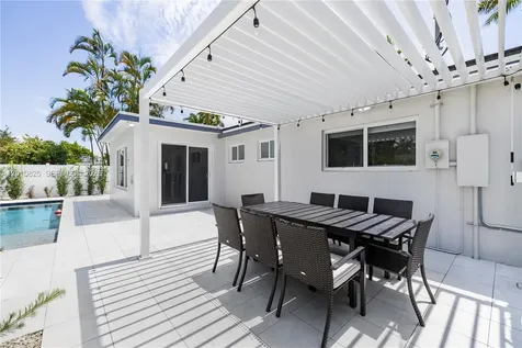 1104 N 13th Terrace Hollywood FL 33019