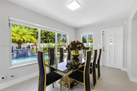 1104 N 13th Terrace Hollywood FL 33019