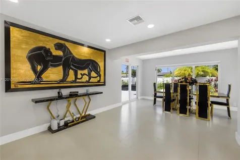 1104 N 13th Terrace Hollywood FL 33019