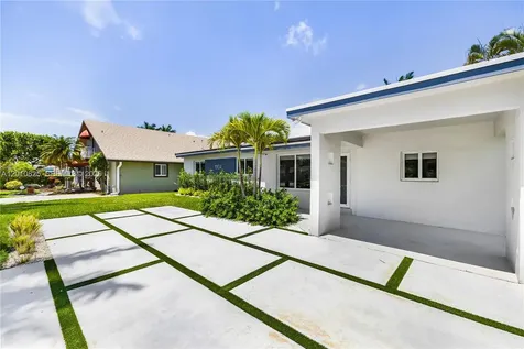 1104 N 13th Terrace Hollywood FL 33019