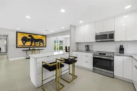 1104 N 13th Terrace Hollywood FL 33019