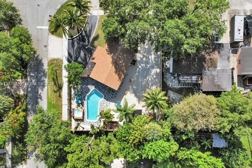 101 SW 22nd Avenue Fort Lauderdale FL 33312