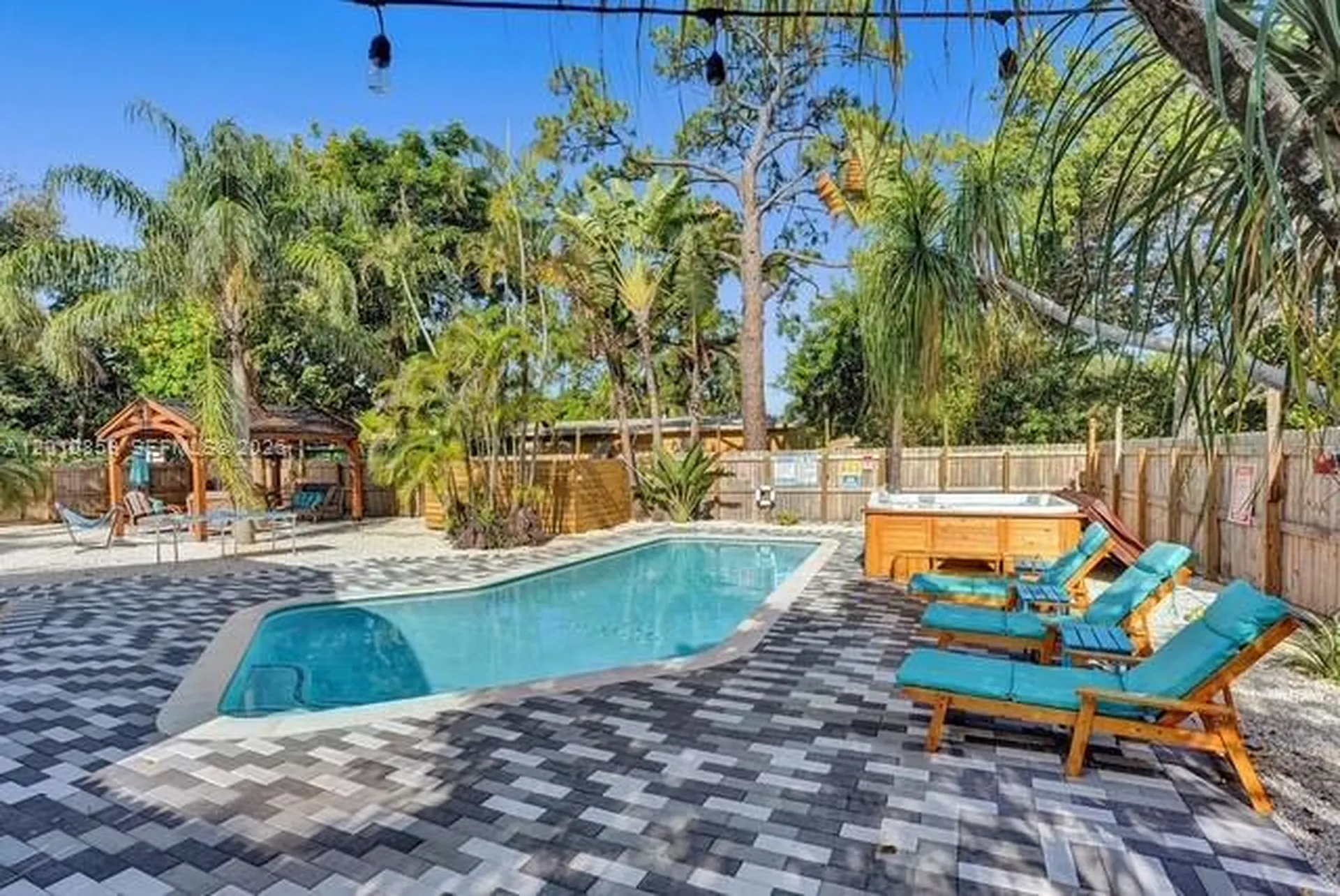 101 SW 22nd Avenue Fort Lauderdale FL 33312