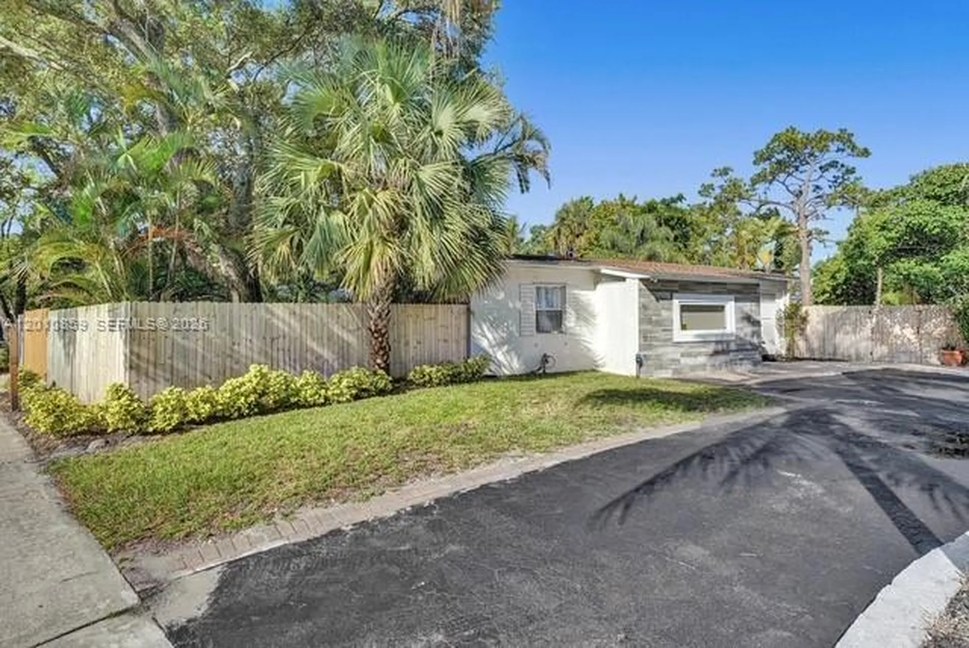 101 SW 22nd Avenue Fort Lauderdale FL 33312
