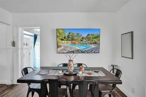 101 SW 22nd Avenue Fort Lauderdale FL 33312