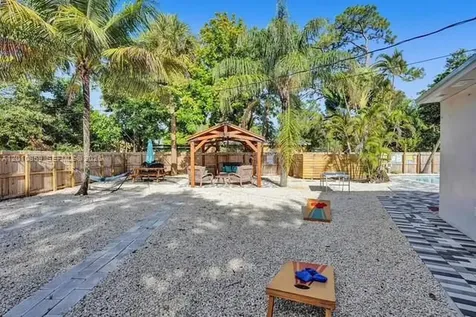 101 SW 22nd Avenue Fort Lauderdale FL 33312