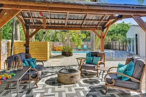 101 SW 22nd Avenue Fort Lauderdale FL 33312
