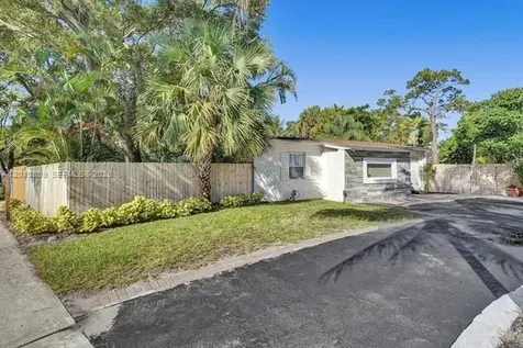 101 SW 22nd Avenue Fort Lauderdale FL 33312