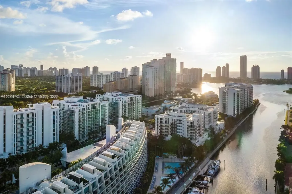 2950 NE 188th Street Aventura FL 33180