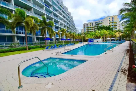 2950 NE 188th Street Aventura FL 33180