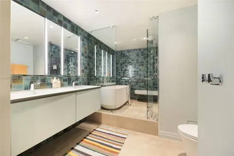 5875 Collins Avenue Miami Beach FL 33140