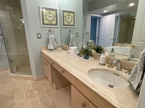 18671 Collins Avenue Sunny Isles Beach FL 33160