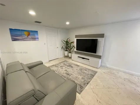 18671 Collins Avenue Sunny Isles Beach FL 33160