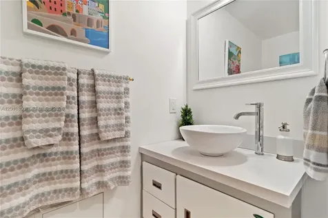 18671 Collins Avenue Sunny Isles Beach FL 33160