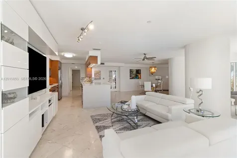 18671 Collins Avenue Sunny Isles Beach FL 33160