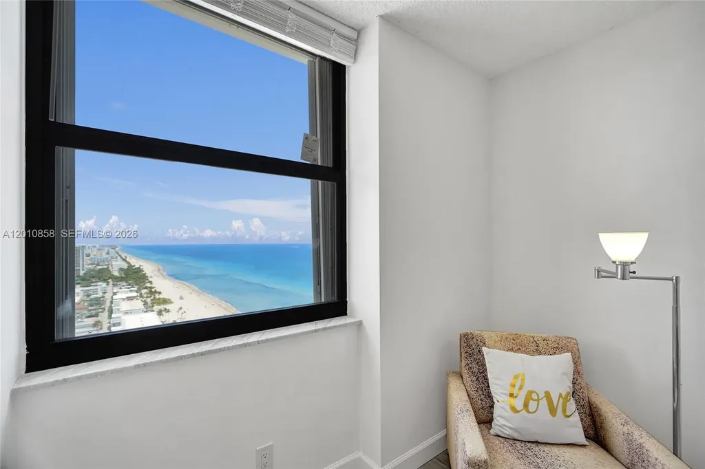 2301 S Ocean Drive Hollywood FL 33019