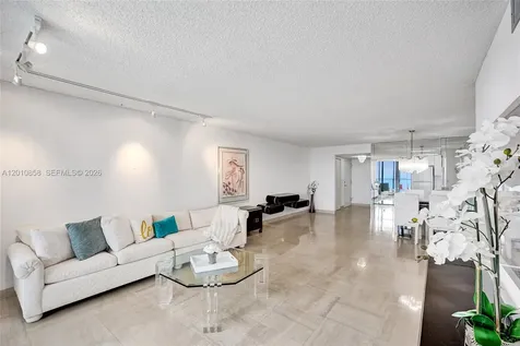 2301 S Ocean Drive Hollywood FL 33019