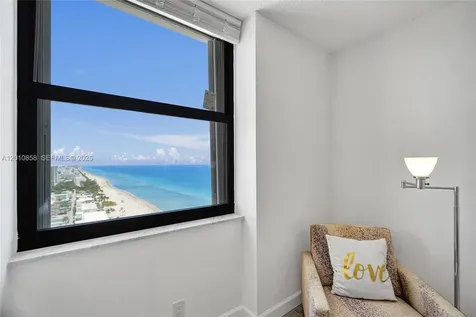 2301 S Ocean Drive Hollywood FL 33019