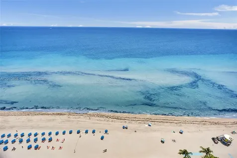 2301 S Ocean Drive Hollywood FL 33019