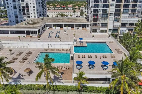 2301 S Ocean Drive Hollywood FL 33019