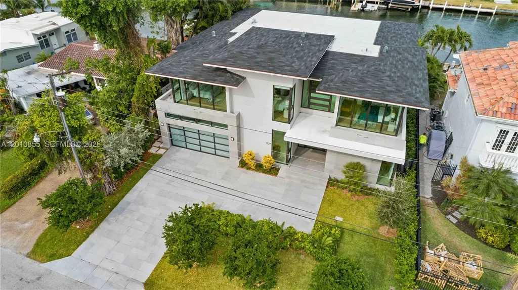 1537 SE 13th Street Fort Lauderdale FL 33316
