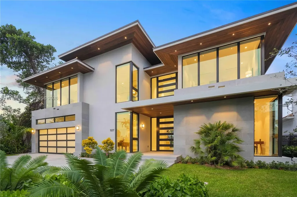 1537 SE 13th Street Fort Lauderdale FL 33316