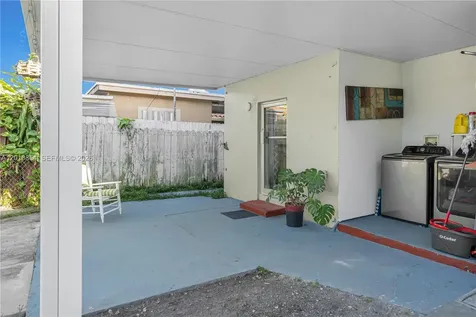 11021 SW 4th Street Sweetwater FL 33174