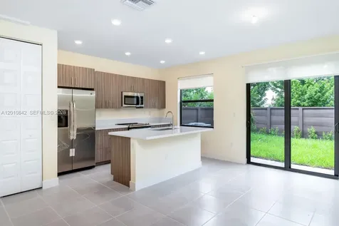 15862 NW 91st Court Miami Lakes FL 33018