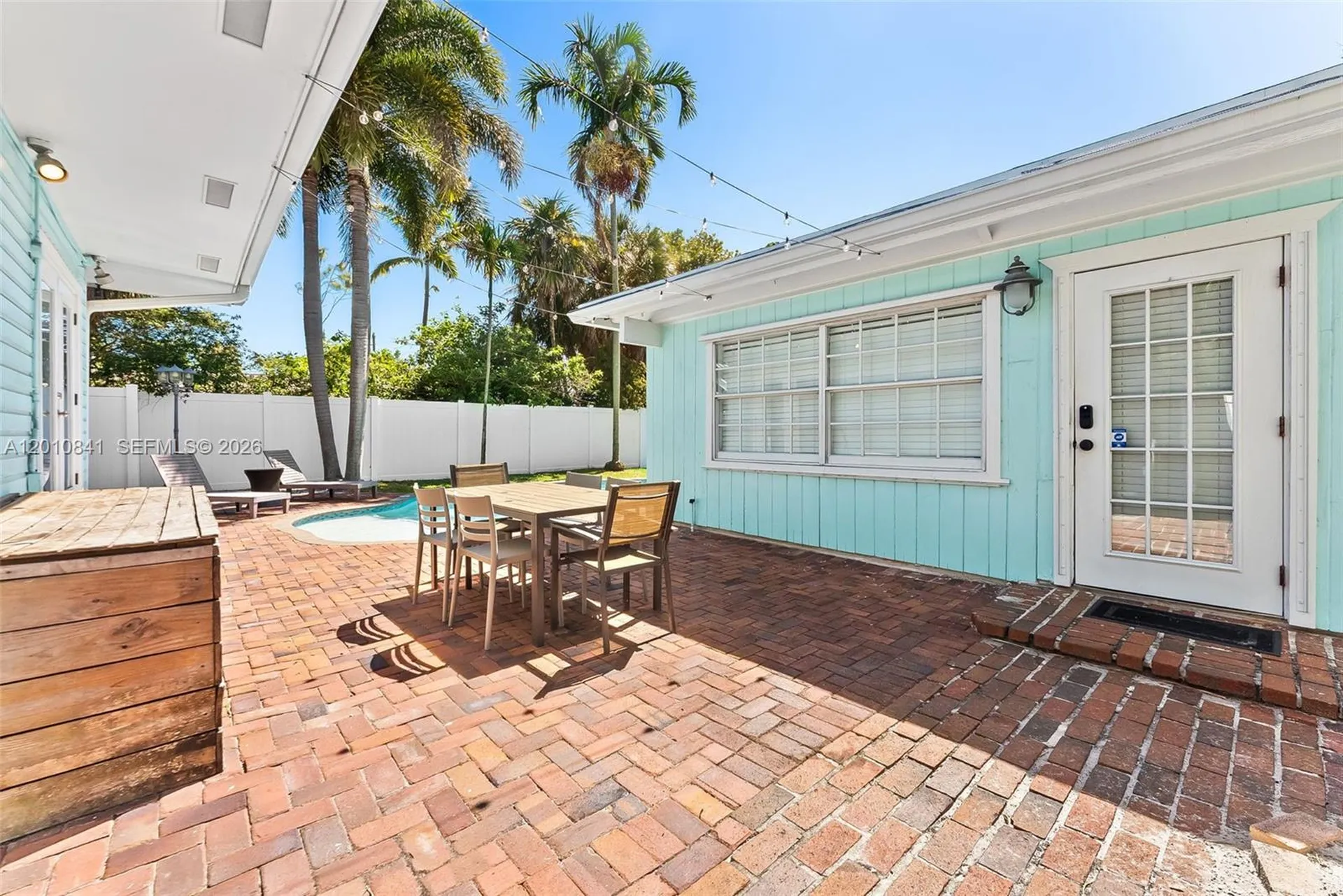 1315 NE 5th Terrace Fort Lauderdale FL 33304