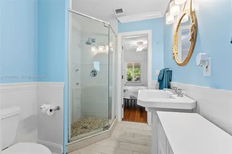 1315 NE 5th Terrace Fort Lauderdale FL 33304