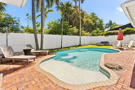 1315 NE 5th Terrace Fort Lauderdale FL 33304