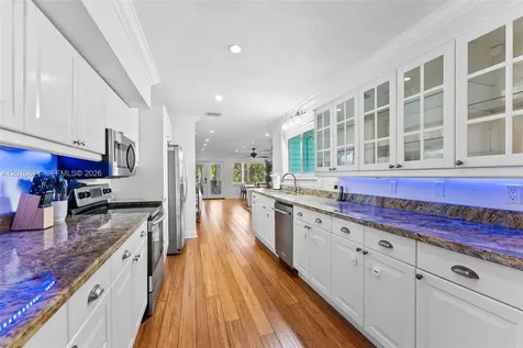 1315 NE 5th Terrace Fort Lauderdale FL 33304