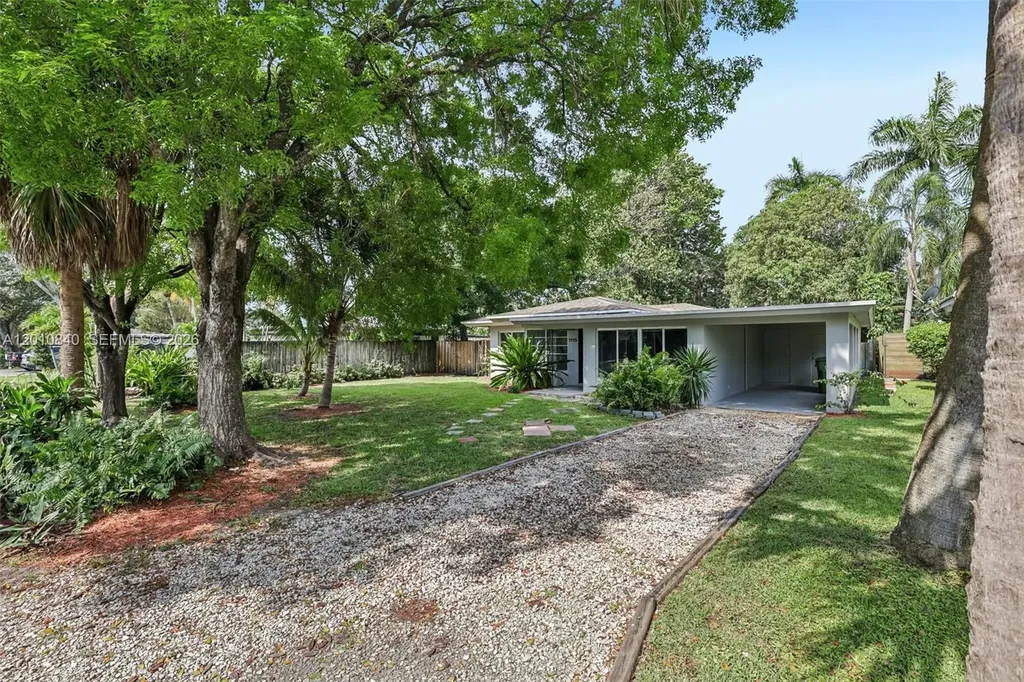 1115 NW 7th Avenue Fort Lauderdale FL 33311
