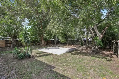 1115 NW 7th Avenue Fort Lauderdale FL 33311