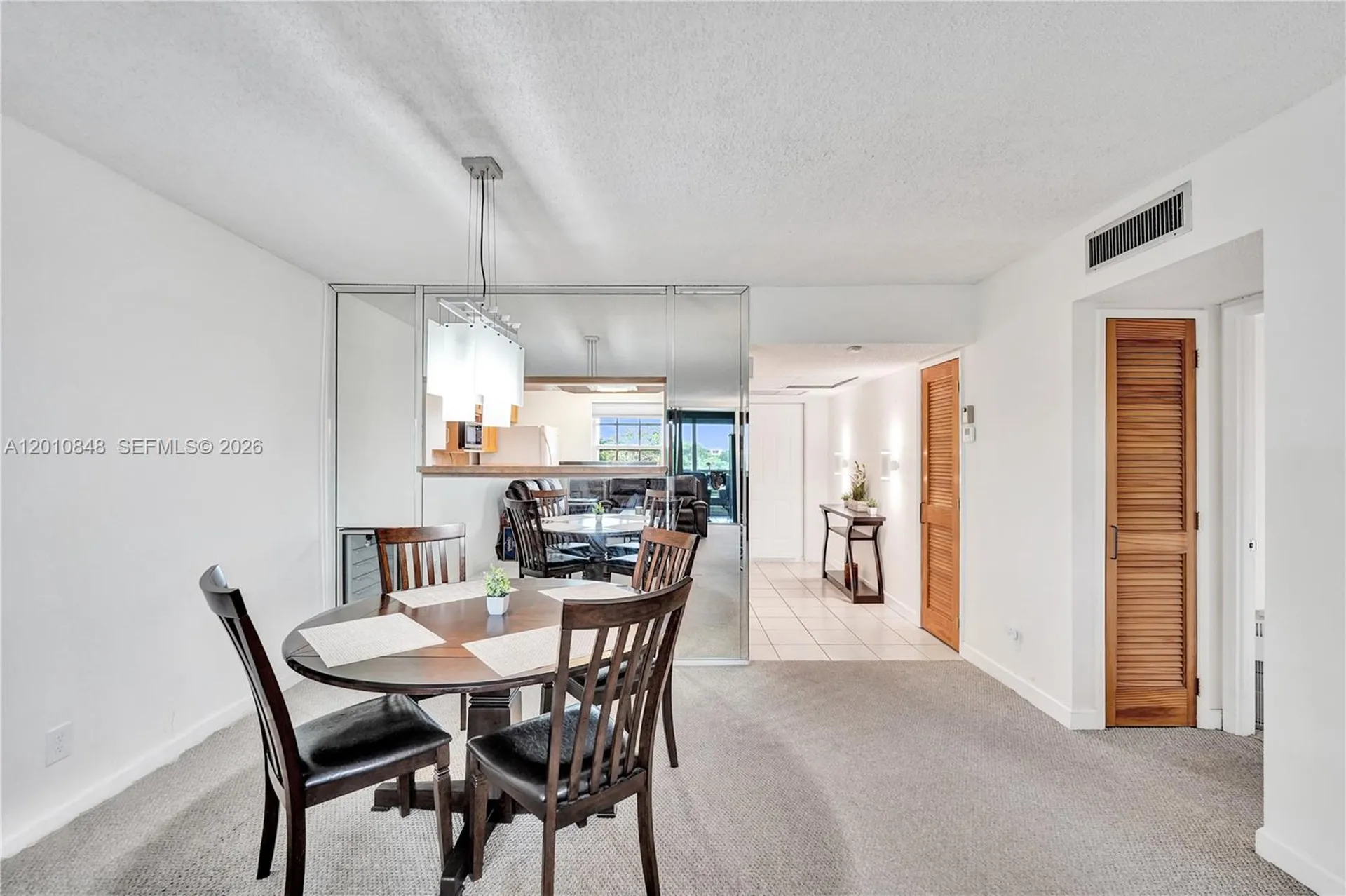 575 Oaks Lane Pompano Beach FL 33069