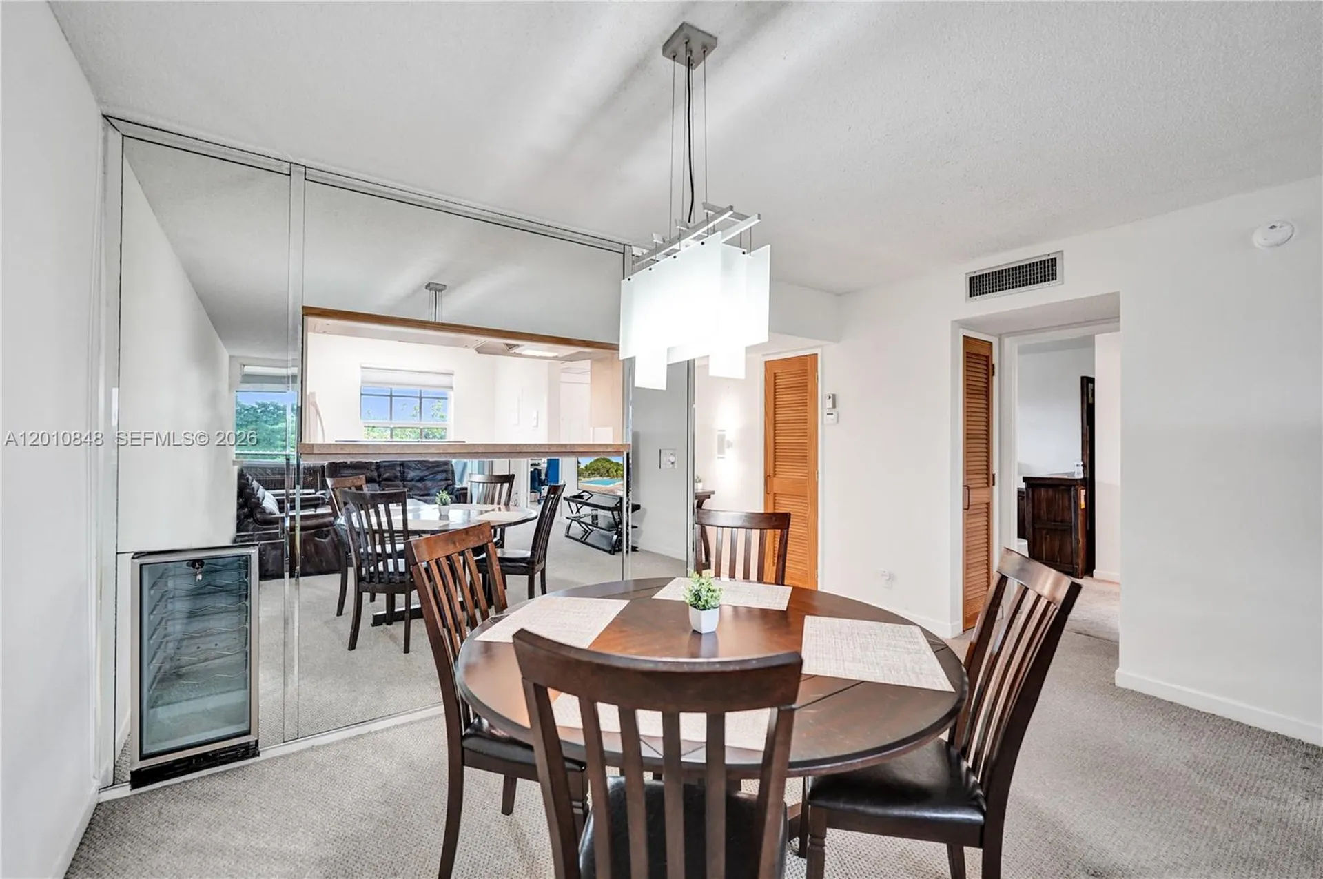 575 Oaks Lane Pompano Beach FL 33069