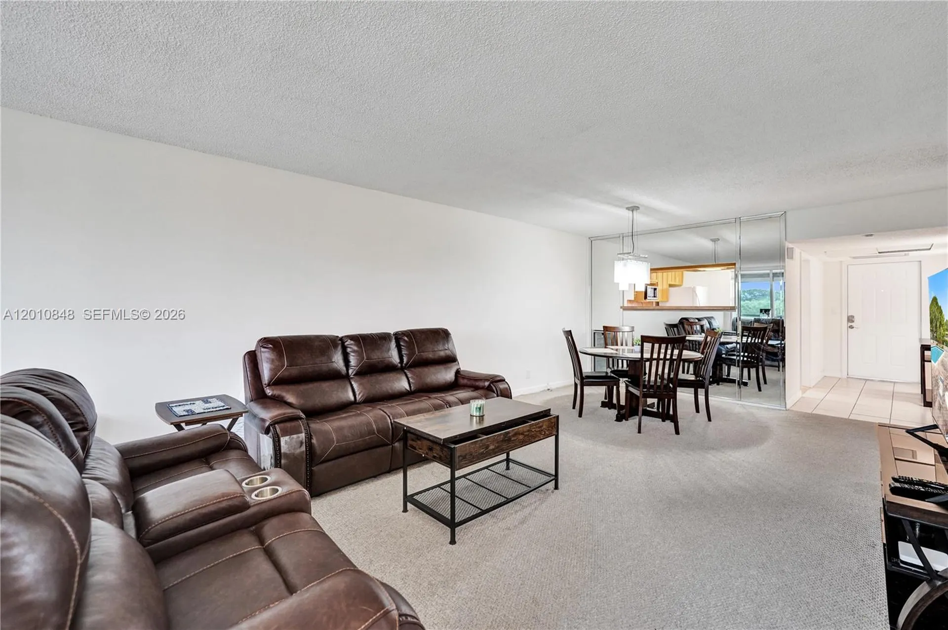 575 Oaks Lane Pompano Beach FL 33069
