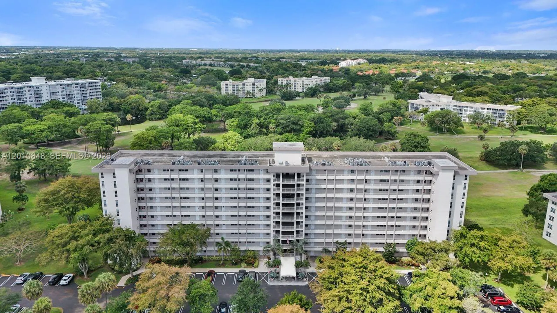 575 Oaks Lane Pompano Beach FL 33069