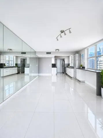 800 Claughton Island Drive Miami FL 33131