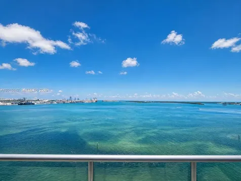 800 Claughton Island Drive Miami FL 33131