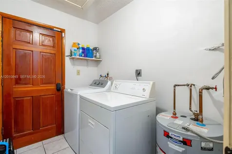 1712 SW 13th Street Miami FL 33145