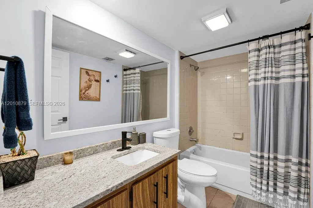 6049 Balboa Circle Boca Raton FL 33433