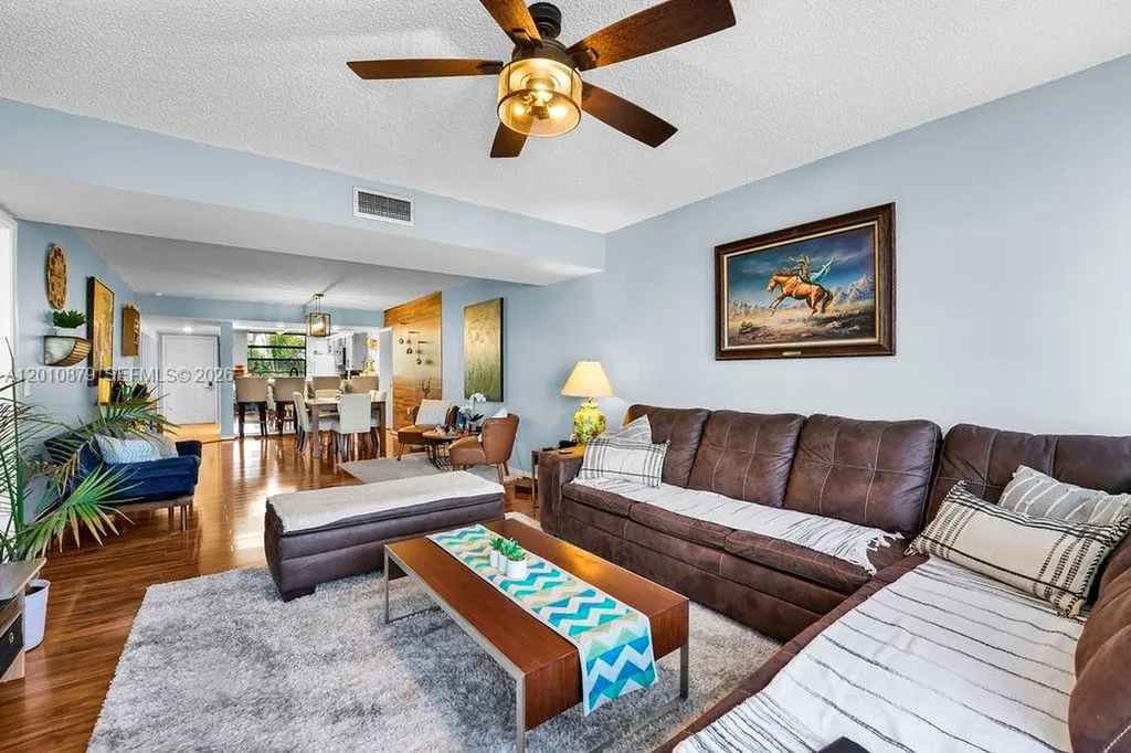 6049 Balboa Circle Boca Raton FL 33433
