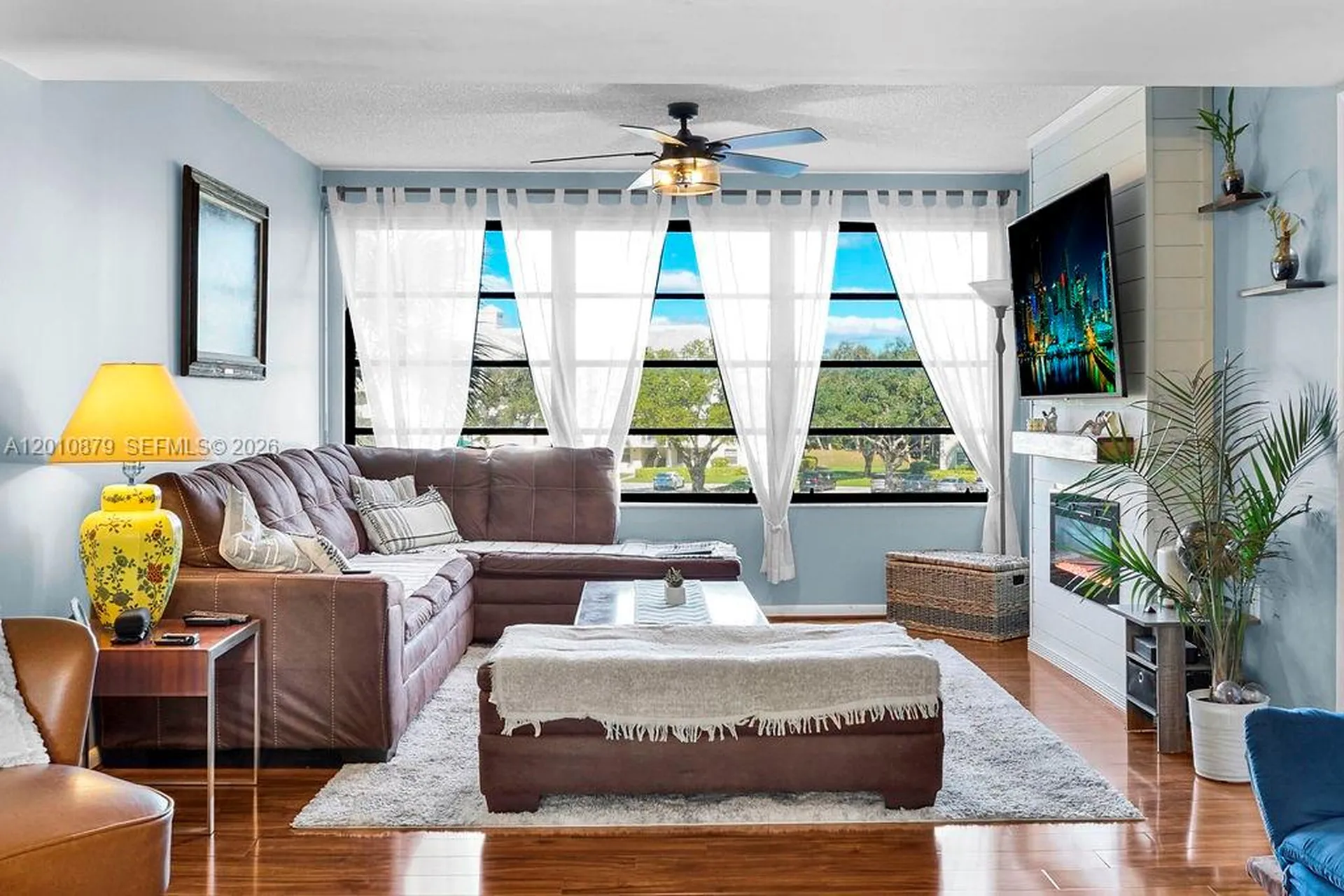6049 Balboa Circle Boca Raton FL 33433