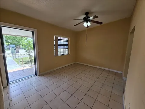 1051 E 18th Street Hialeah FL 33013