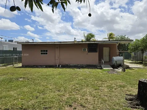 1051 E 18th Street Hialeah FL 33013