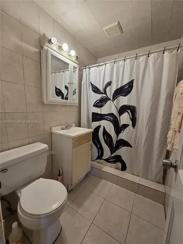 1051 E 18th Street Hialeah FL 33013