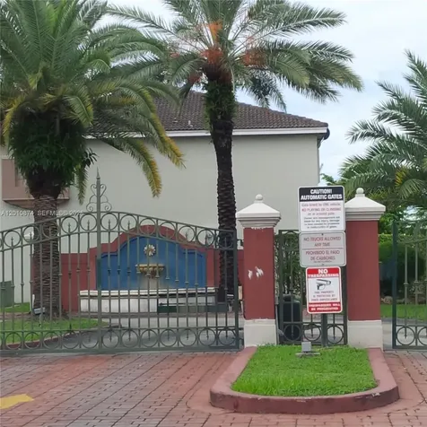 8346 NW 10th Street Miami FL 33126