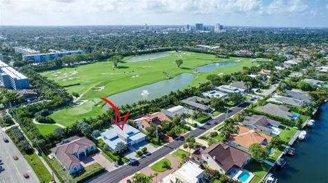 907 Diplomat Parkway Hallandale Beach FL 33009